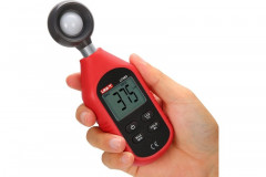 UT383 UNI-T Измеритель освещенности (люксметр) mini